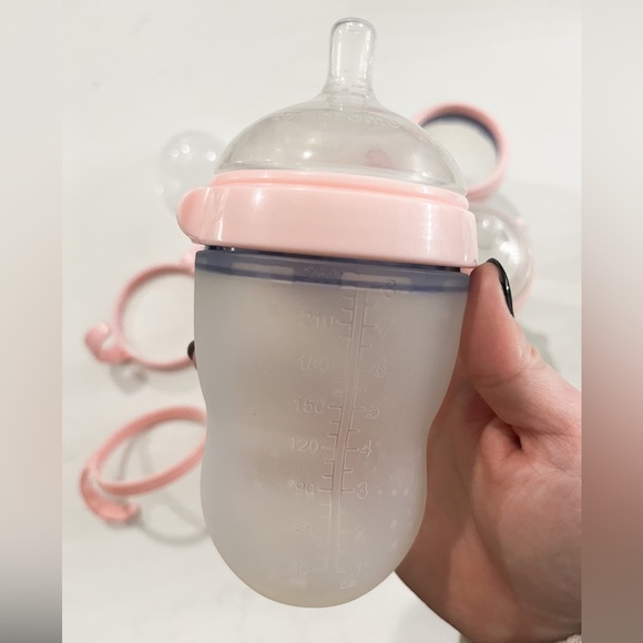 comotomo Other - Set of 6 comotomo baby bottles